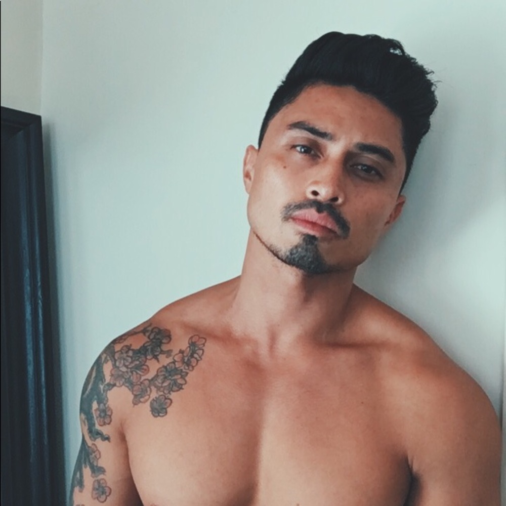 Meet your Posher, Benjamin Instagram:@benjaminbenz